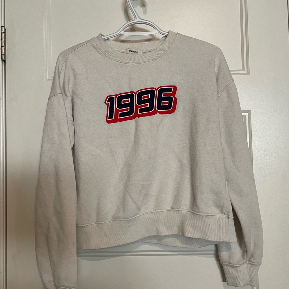 3/$20 White Forever 21 1996 Vintage Inspired Crewneck
